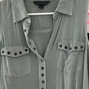 Rock & Republic Charcoal Sleeveless Blouse